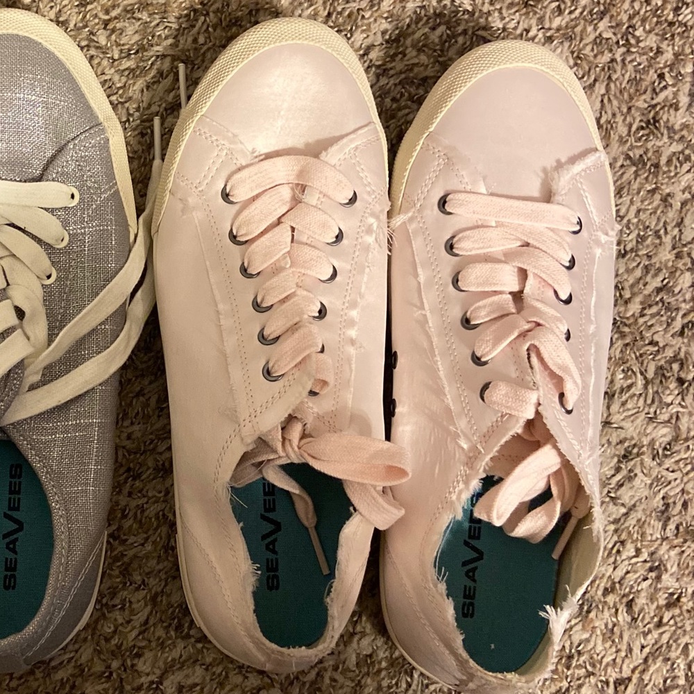 Women SeaVee Sneakers - Size 10